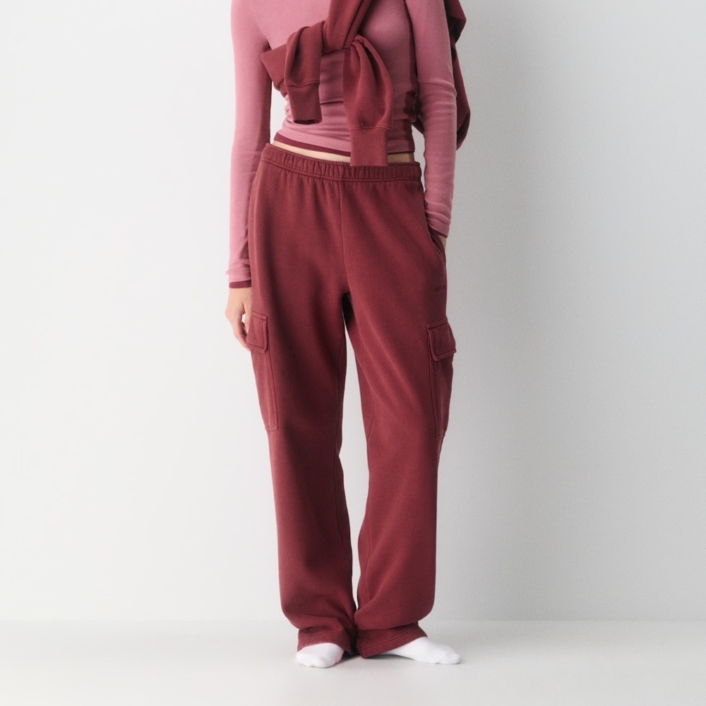Aritzia Cozy Sweatfleece Mega Cargo™ Sweatpant – Vintage Cordovan, XS